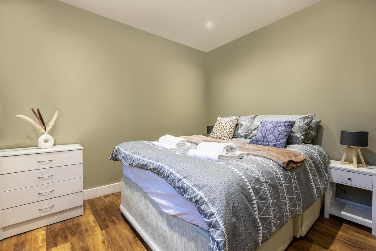 Appartamento Modern 2Bd Flat In Camden Town Londra Esterno foto